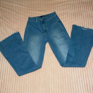 Fashion nova size 9 high rise flare bottom jeans